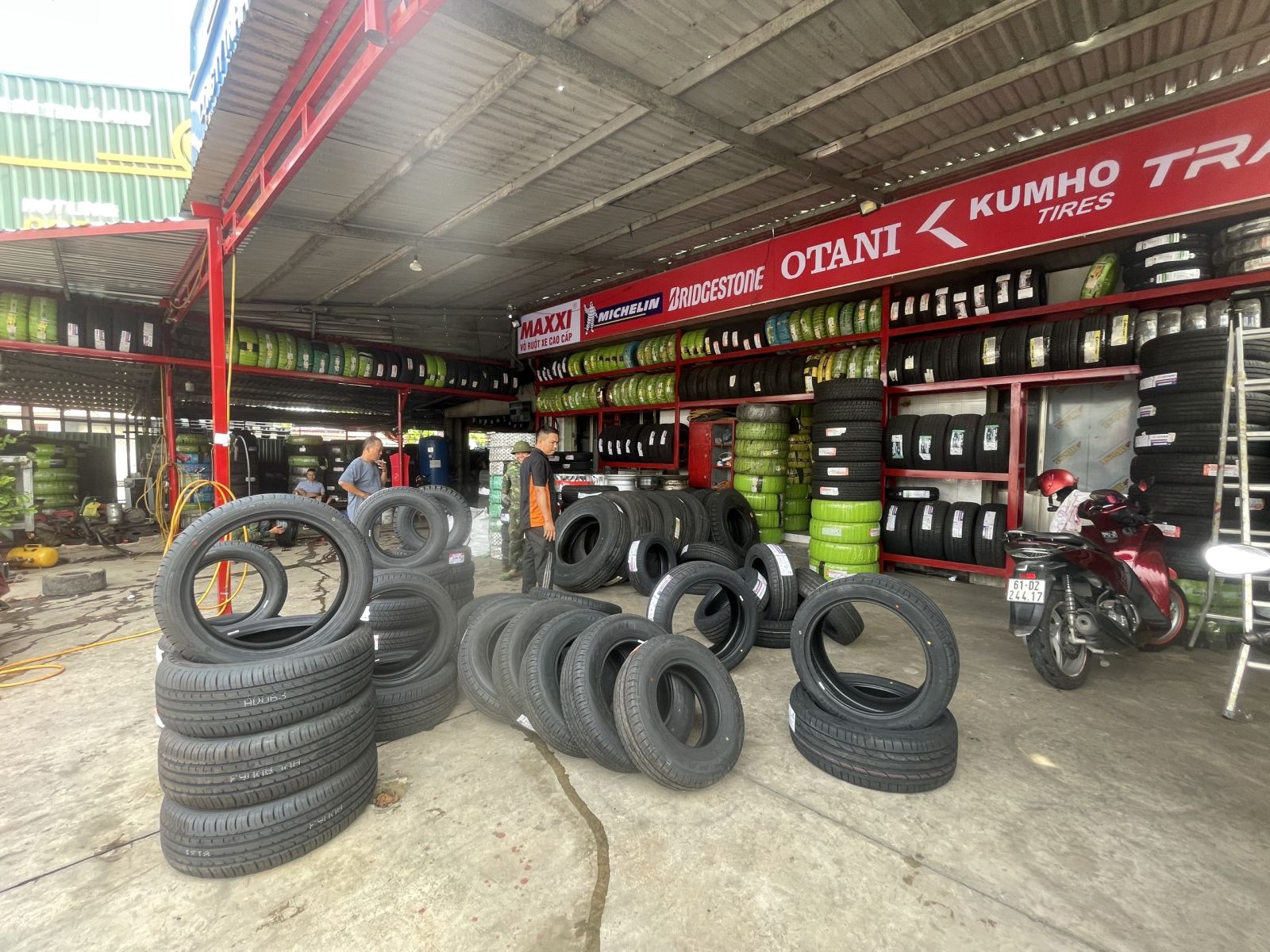 ĐỊA CHỈ CHĂM SÓC - ĐỘ LỐP XE TẠI DĨ AN